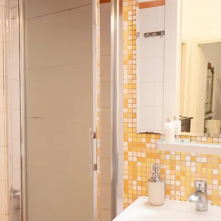 Nova House 3 3 Bagni Perfetta Per Famiglie E Gruppi A Due Passi Da Termini Apartmán Řím